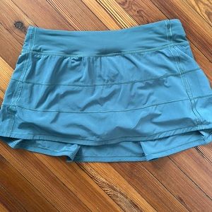 🍋Lululemon Sage Green Skort size 10